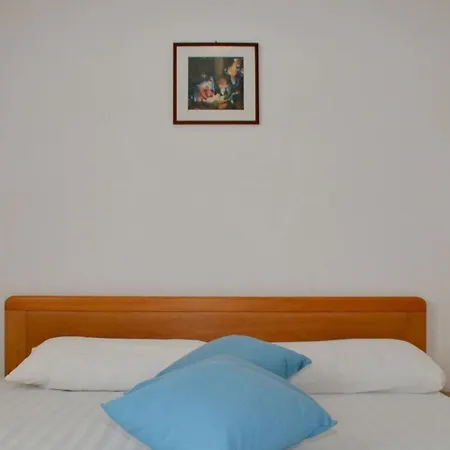 Homely Flat For 5, In A Area In Apartment Bibione