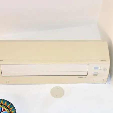 Quiet Retreat In Pineda *