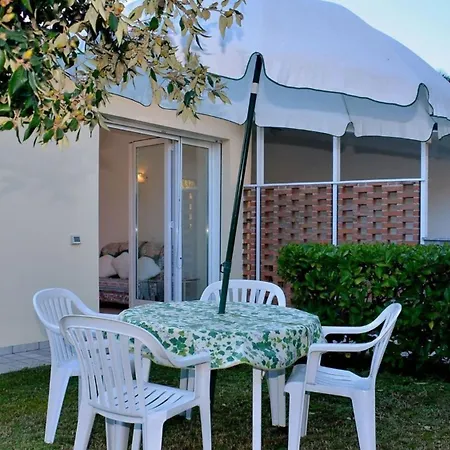 Homely Flat For 5, In A Area In Apartment Bibione