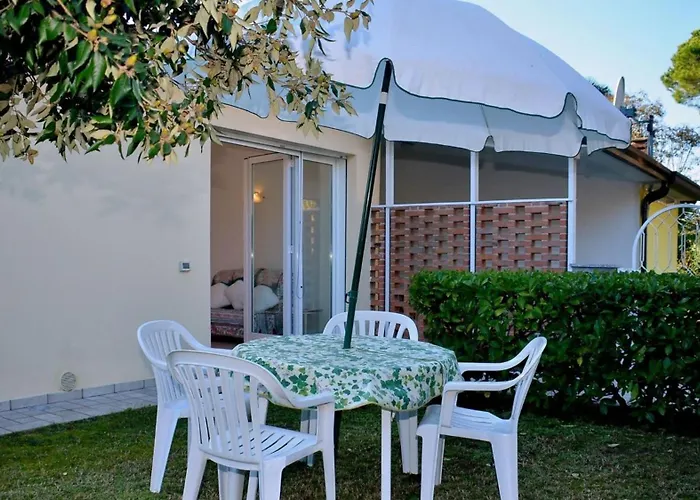 Quiet Retreat In Pineda Villa Bibione
