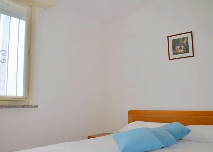 Quiet Retreat In Pineda Villa Bibione